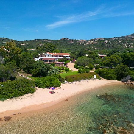 Baia Dorata Beach Apartment Porto Istana Εξωτερικό φωτογραφία