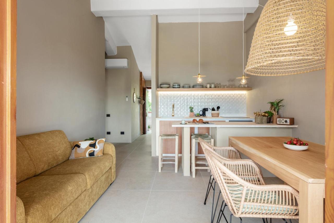 Baia Dorata Beach Apartment Porto Istana Εξωτερικό φωτογραφία