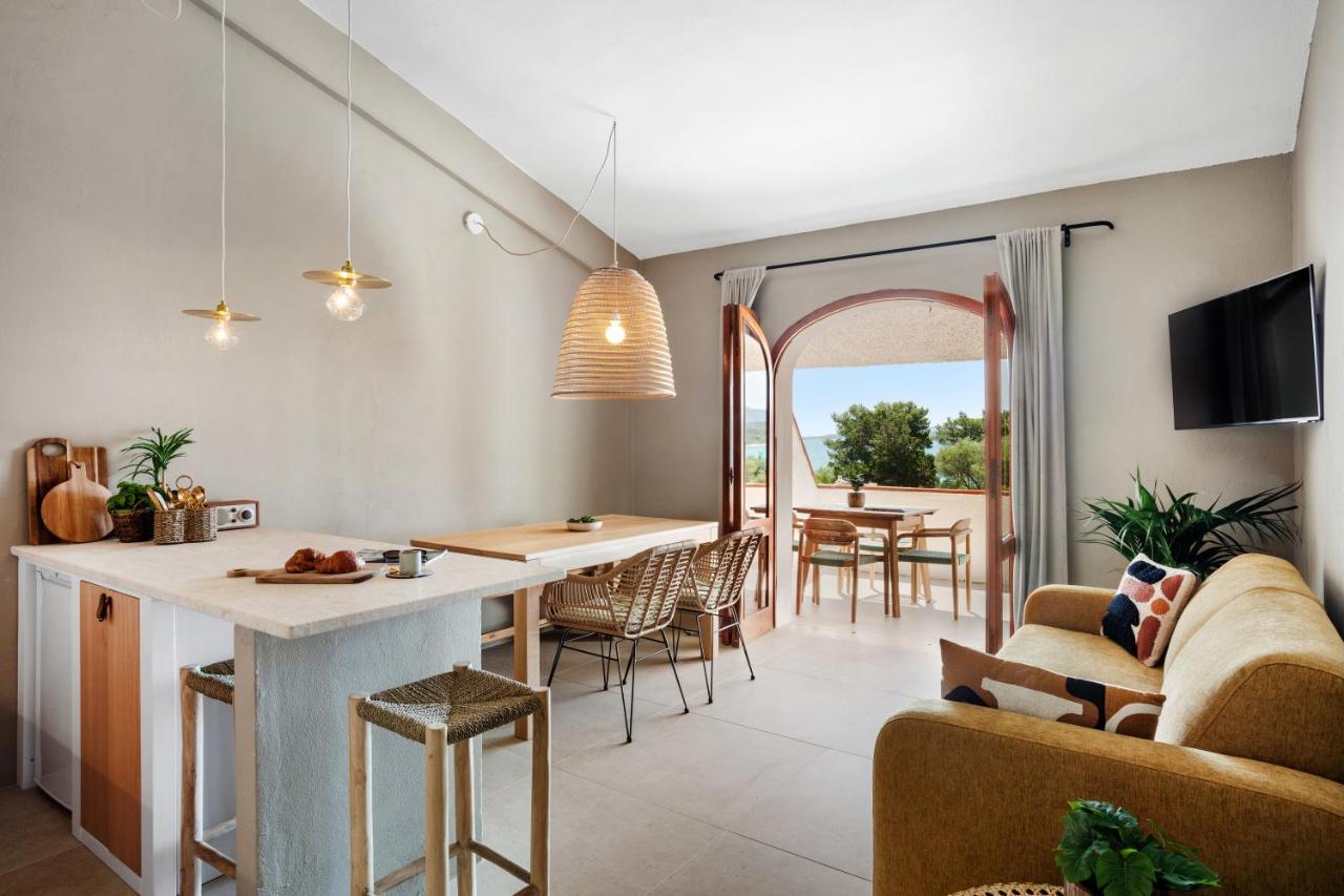 Baia Dorata Beach Apartment Porto Istana Εξωτερικό φωτογραφία