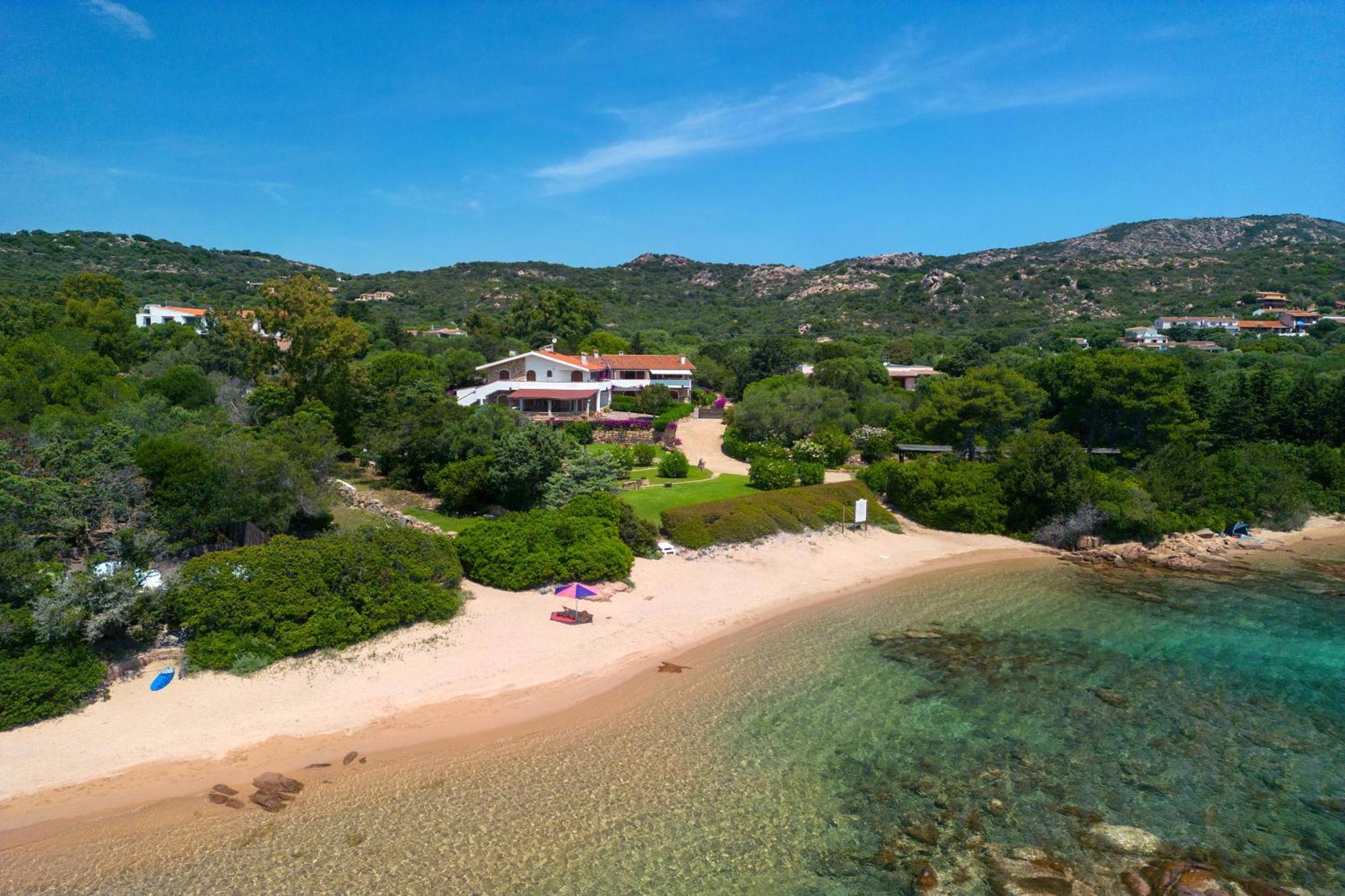 Baia Dorata Beach Apartment Porto Istana Εξωτερικό φωτογραφία