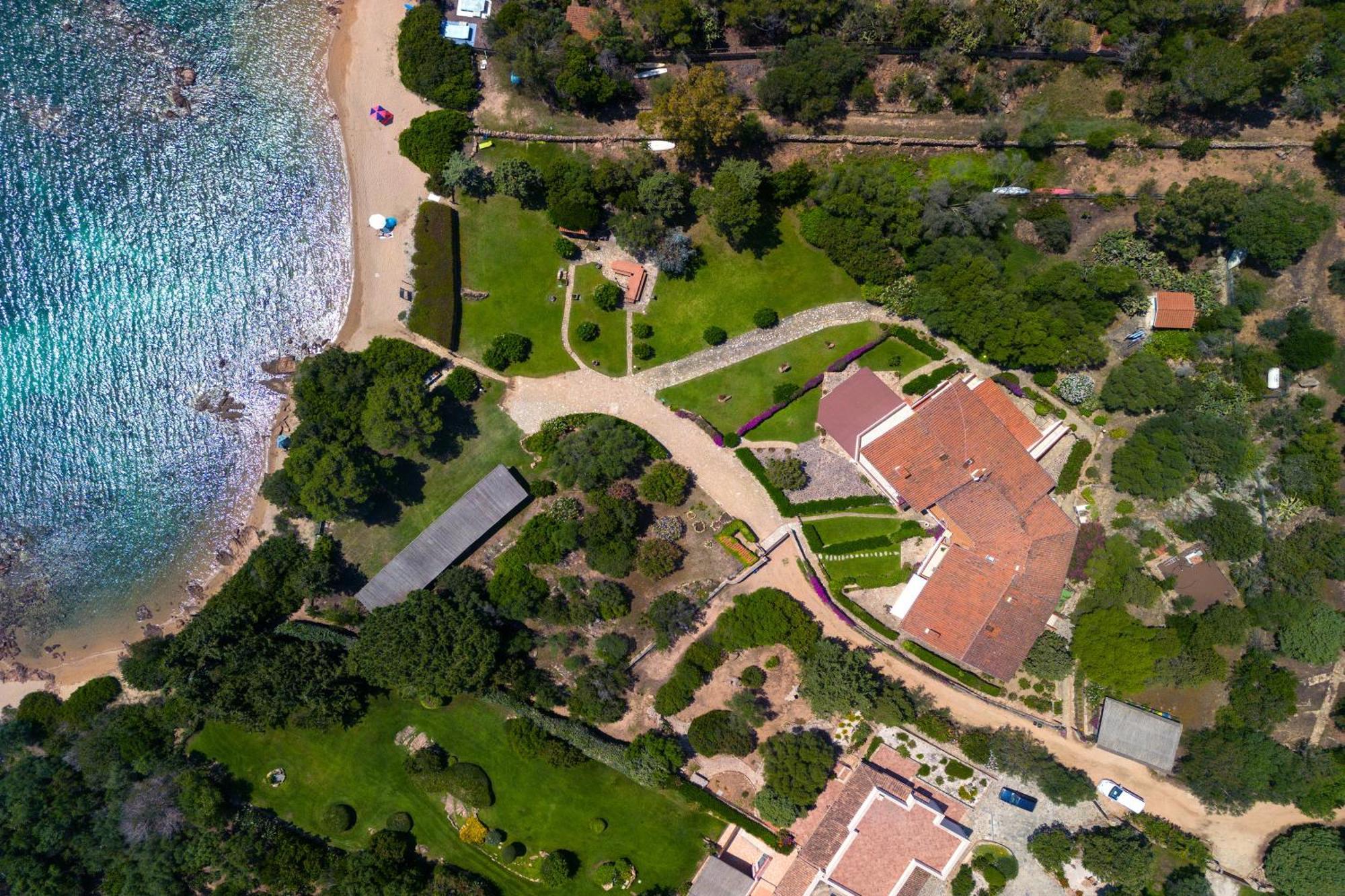 Baia Dorata Beach Apartment Porto Istana Εξωτερικό φωτογραφία